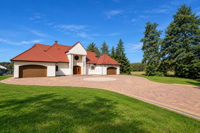 dworek, 5 pokoi Środa Śląska. Zdjęcie 3
