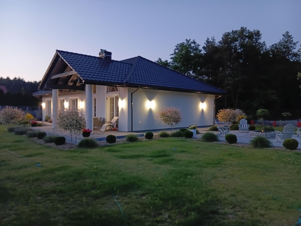 dworek, 5 pokoi Stalowa Wola Sudoły, rondo Rotmistrza Witolda Pileckiego. Zdjęcie 1