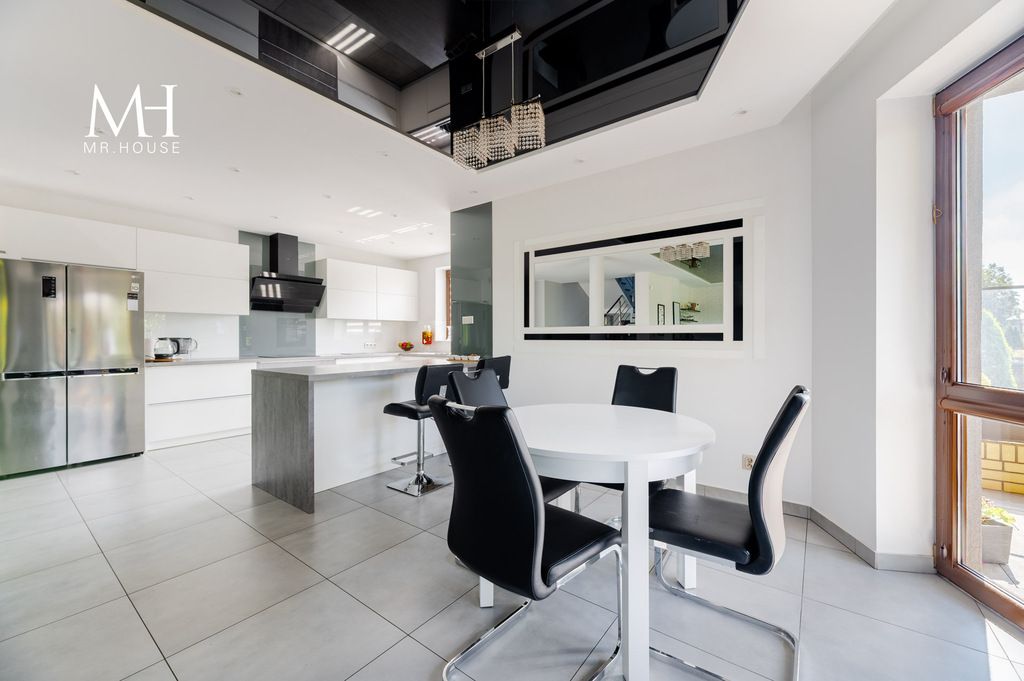 dom wolnostojący, 6 pokoi Dąbrówka Wielka. Zdjęcie 5