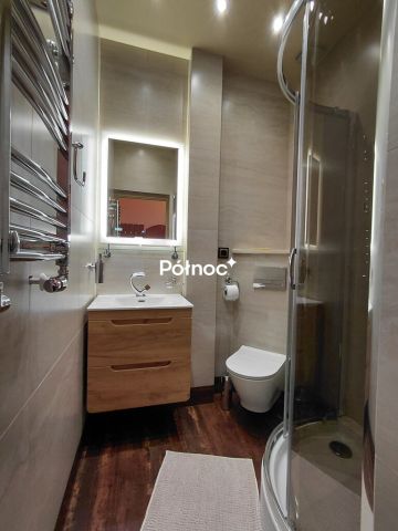 Hotel/pensjonat Karpacz, ul. Konstytucji 3 Maja. Zdjęcie 14