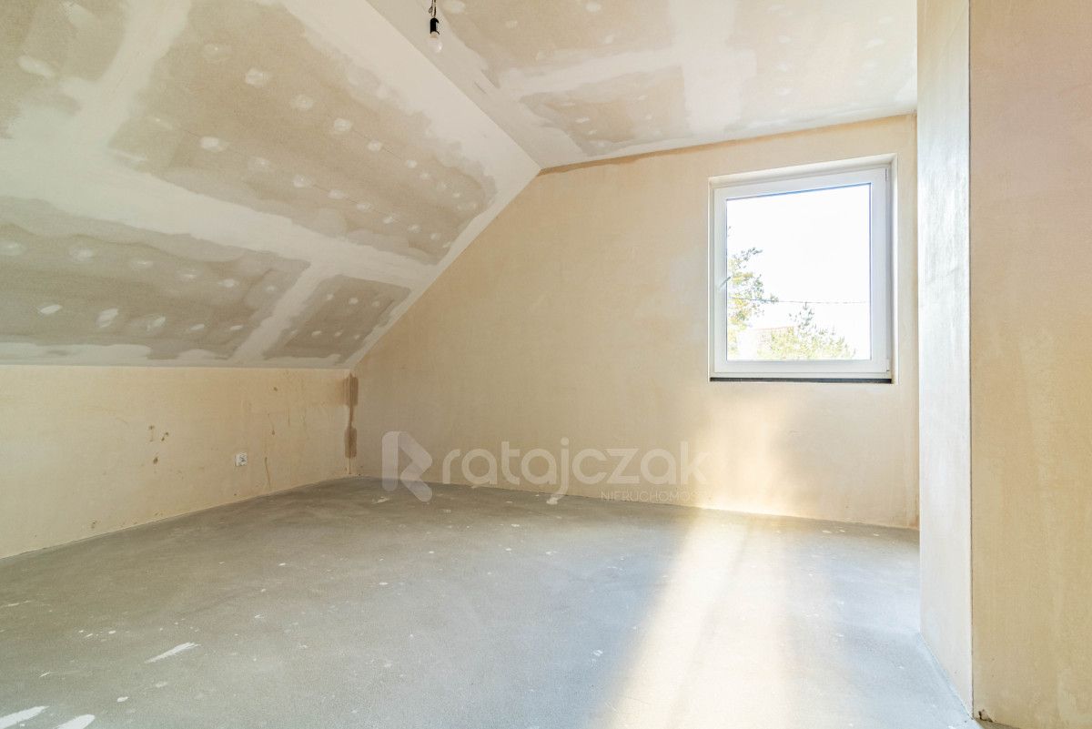 dom wolnostojący, 5 pokoi Kłodawa, ul. Słoneczna. Zdjęcie 16