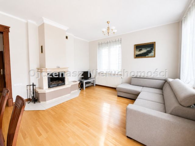 dom wolnostojący, 6 pokoi Bydgoszcz Piaski. Zdjęcie 1