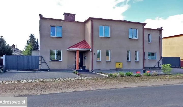 bliźniak, 8 pokoi Złotów