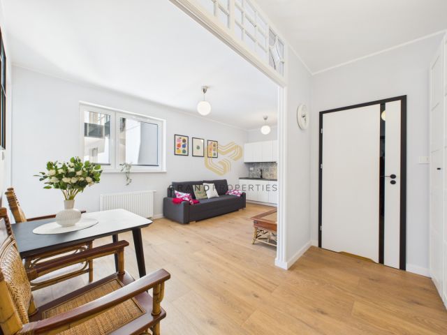 Mieszkanie 2-pokojowe Warszawa Włochy, al. Krakowska. Zdjęcie 3