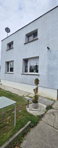 dom wolnostojący, 4 pokoje Brzezinka, ul. Sportowa. Zdjęcie 1