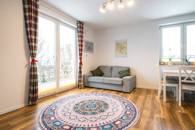 Mieszkanie 4-pokojowe Warszawa Zerzeń, ul. Chodzieska. Zdjęcie 1