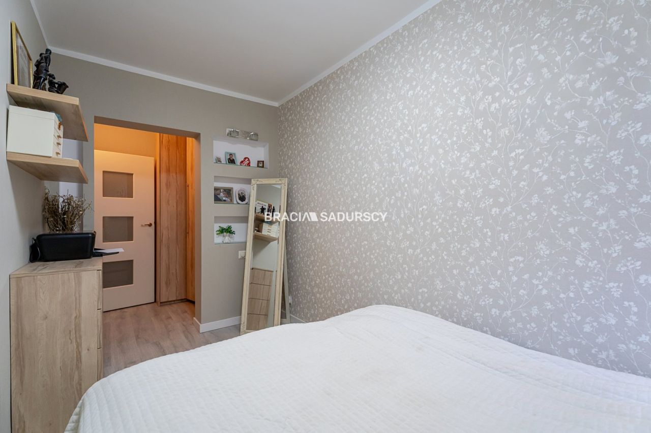 Mieszkanie 3-pokojowe Kraków Nowa Huta, os. Kazimierzowskie. Zdjęcie 9