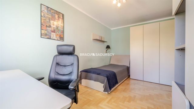 Mieszkanie 4-pokojowe Kraków Grzegórzki, ul. Fiołkowa. Zdjęcie 16