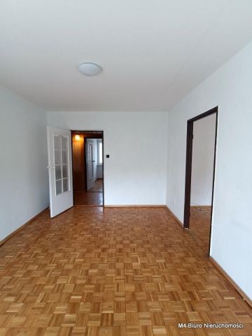 Mieszkanie 4-pokojowe Krosno. Zdjęcie 4