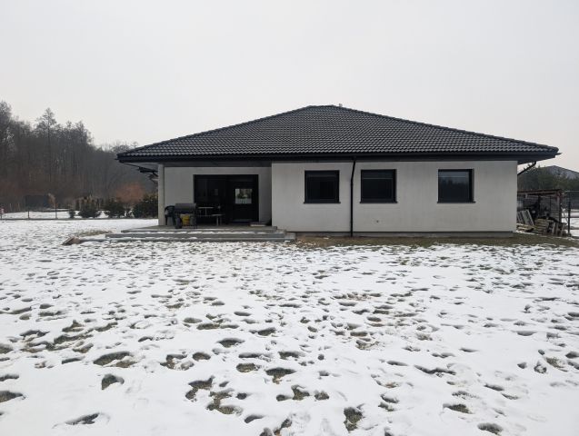 dom wolnostojący, 4 pokoje Wałdowo Królewskie, ul. Leśna. Zdjęcie 1