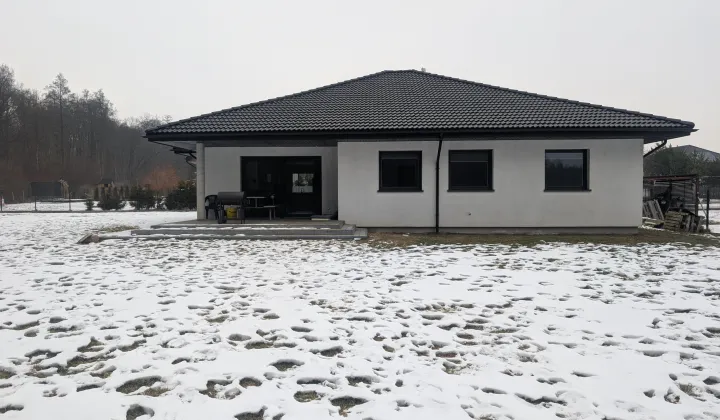 dom wolnostojący, 3 pokoje Wałdowo Królewskie, ul. Leśna