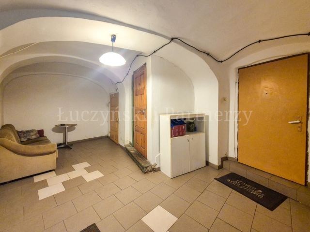 dom wolnostojący, 5 pokoi Pasiecznik. Zdjęcie 13