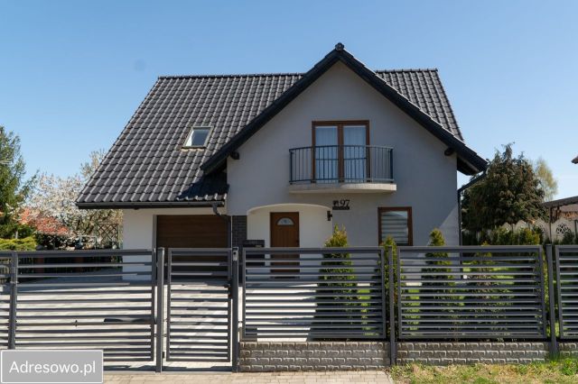 dom wolnostojący, 5 pokoi Tarnowskie Góry, ul. Kolejowa. Zdjęcie 1
