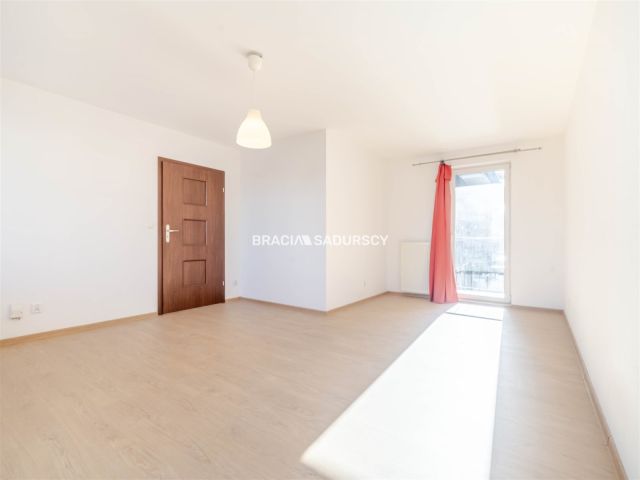 Mieszkanie 3-pokojowe Kraków Dębniki, ul. Pychowicka. Zdjęcie 6