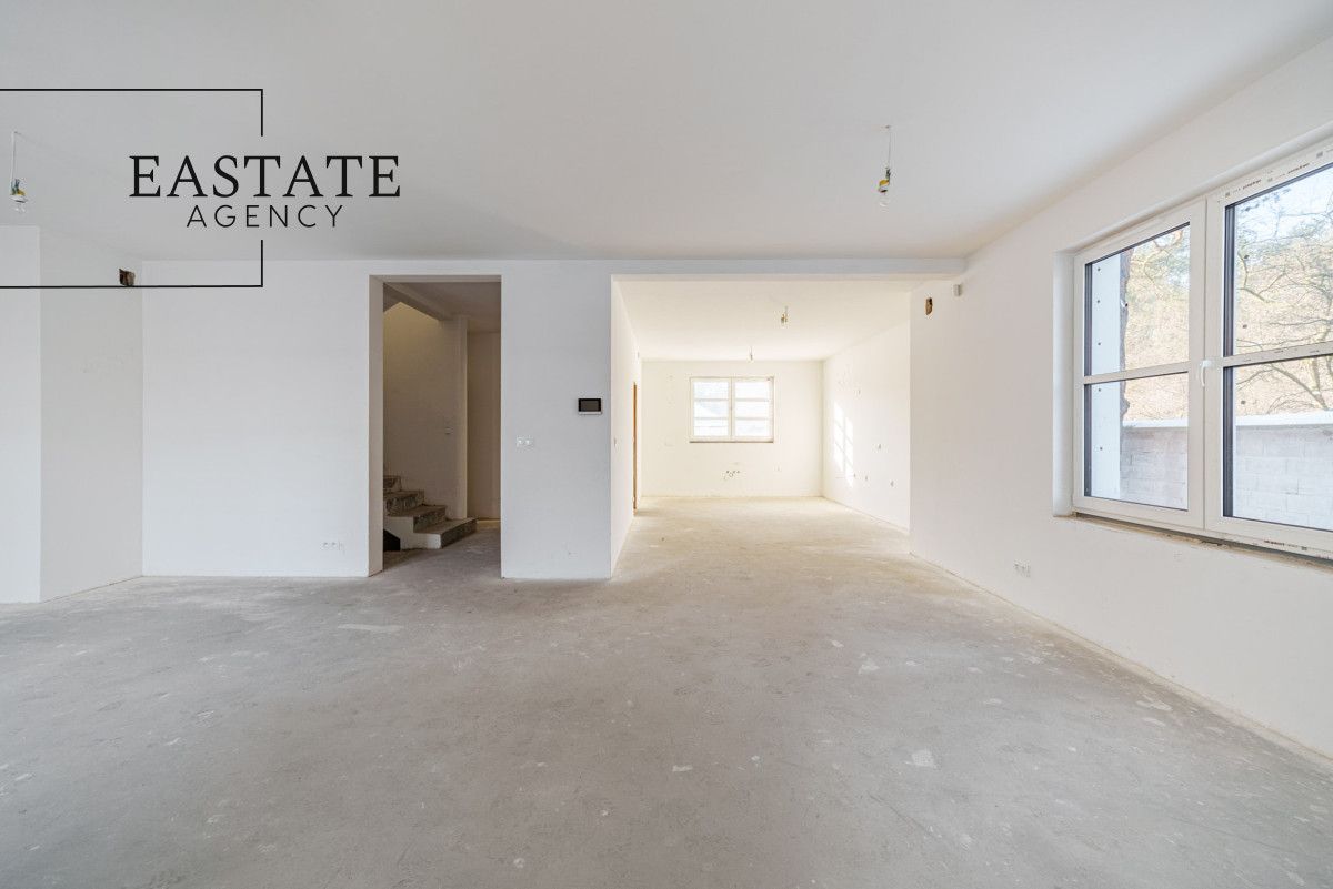 dom szeregowy, 5 pokoi Warszawa. Zdjęcie 6