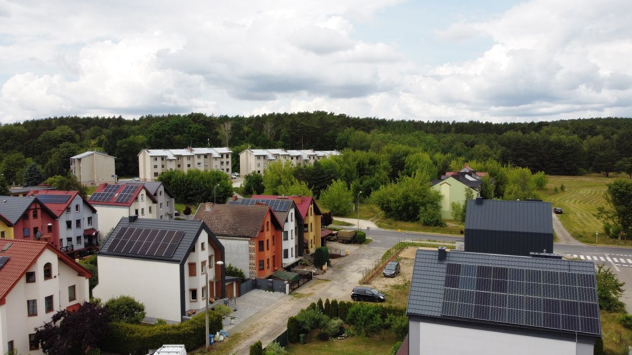 bliźniak, 4 pokoje Chodzież, ul. Akacjowa. Zdjęcie 16