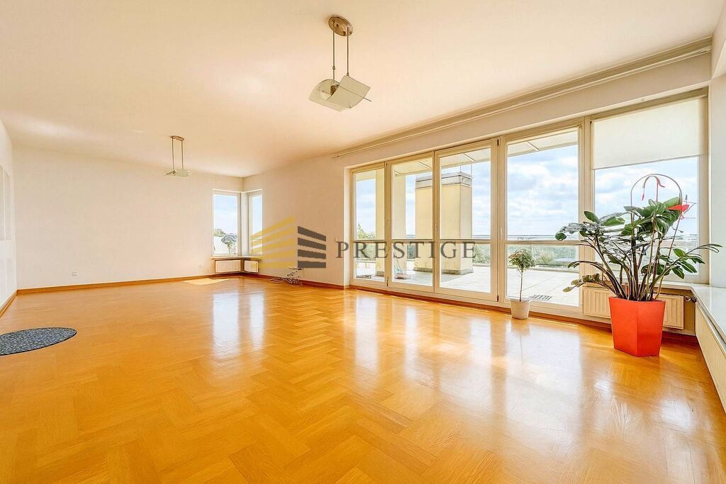 Mieszkanie 4-pokojowe Warszawa Praga-Południe, ul. Grochowska. Zdjęcie 2