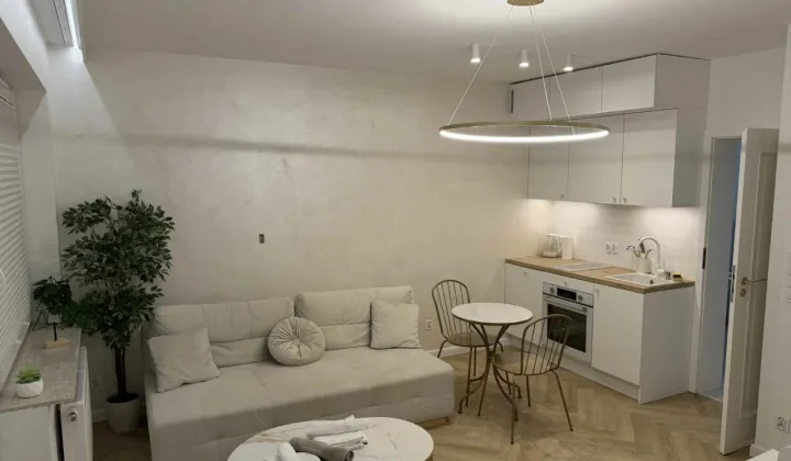 Mieszkanie 1-pokojowe Marki