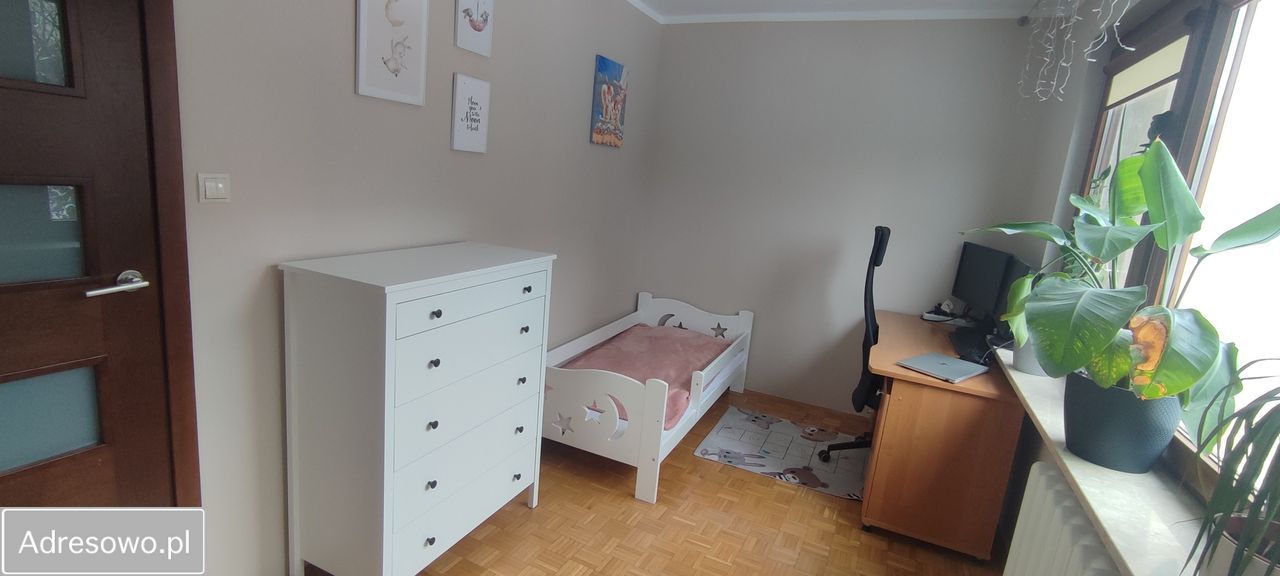 Mieszkanie 3-pokojowe Warszawa Gocław, ul. Konrada Guderskiego. Zdjęcie 2