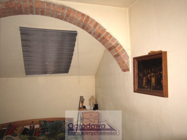 dom wolnostojący, 5 pokoi Urle. Zdjęcie 11