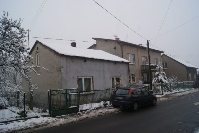 dom wolnostojący Łazy, ul. Gabriela Narutowicza. Zdjęcie 1