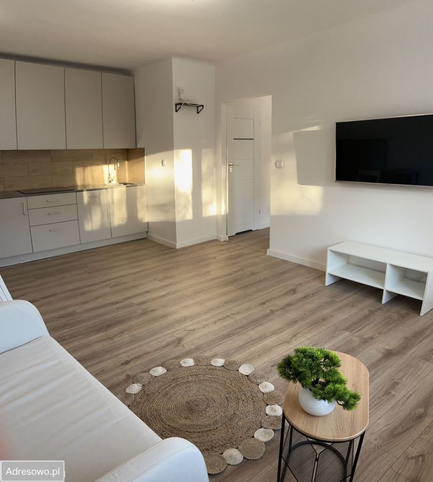 Mieszkanie 2-pokojowe Warszawa Muranów, ul. Nowolipki. Zdjęcie 3