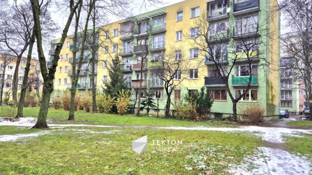 Mieszkanie 2-pokojowe Łódź Dąbrowa, ul. Konspiracyjnego Wojska Polskiego. Zdjęcie 1