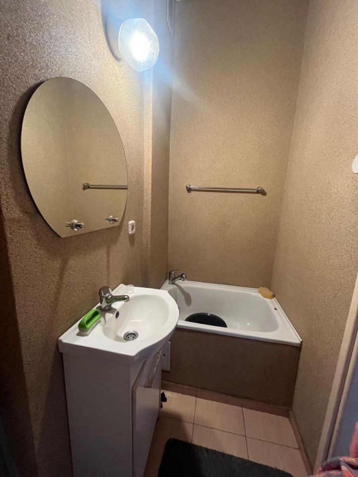 Mieszkanie 1-pokojowe Pabianice Centrum. Zdjęcie 6