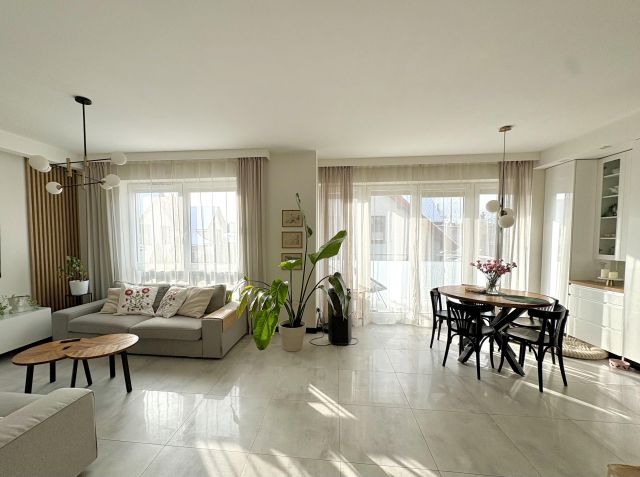 Mieszkanie 6-pokojowe Legionowo, ul. Jana Kochanowskiego. Zdjęcie 1