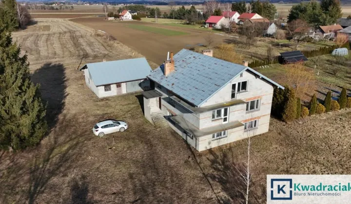 dom wolnostojący, 5 pokoi Moderówka