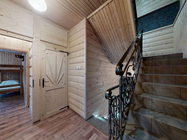 dom wolnostojący, 9 pokoi Małe Ciche. Zdjęcie 10