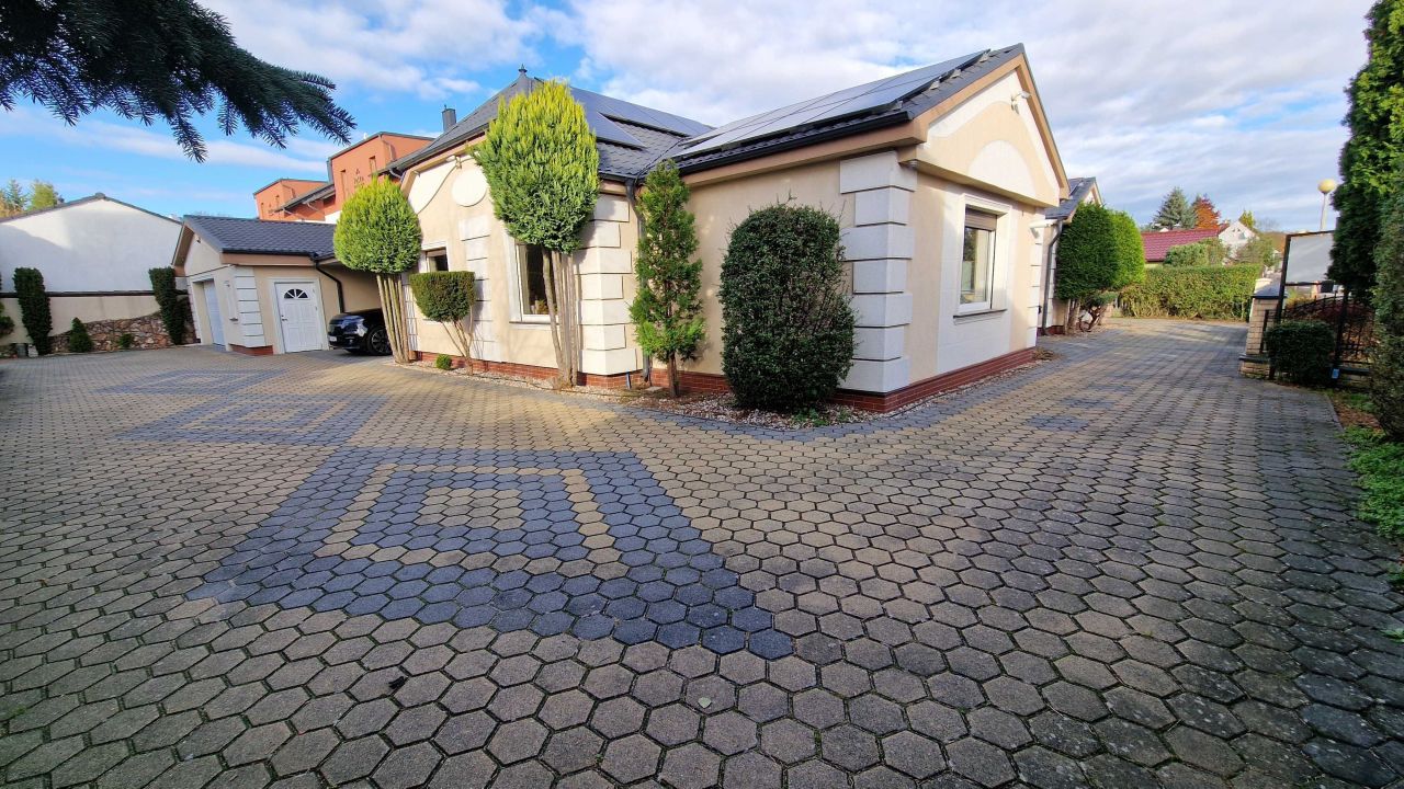 dom wolnostojący, 5 pokoi Zielona Góra Jędrzychów, ul. Krasnoludków. Zdjęcie 2