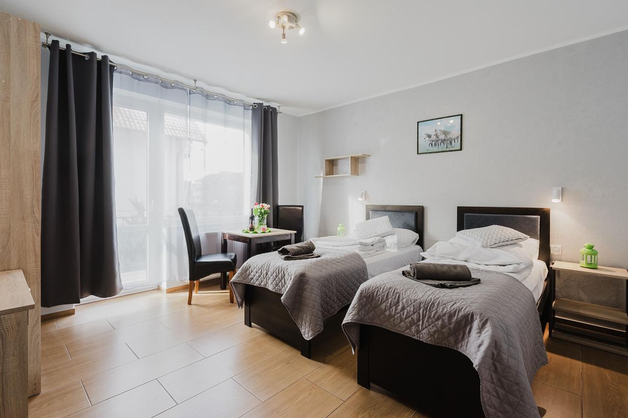 dom wolnostojący, 12 pokoi Krynica Morska, ul. Rybacka. Zdjęcie 6