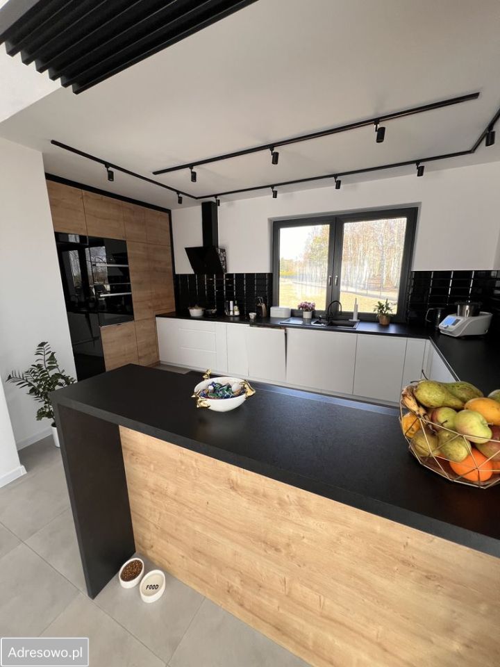 dom wolnostojący, 5 pokoi Nowe Rumunki. Zdjęcie 2