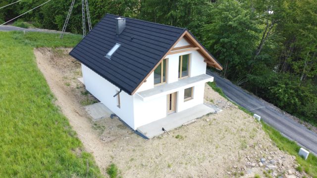 dom wolnostojący, 5 pokoi Korbielów, ul. Pastorowa. Zdjęcie 1