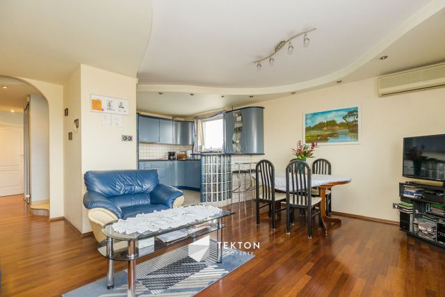 Mieszkanie 3-pokojowe Warszawa Chomiczówka, ul. Esej. Zdjęcie 2