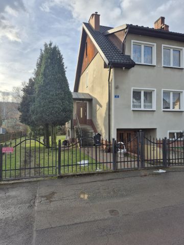 bliźniak, 5 pokoi Jelenia Góra Sobieszów, Polna. Zdjęcie 1