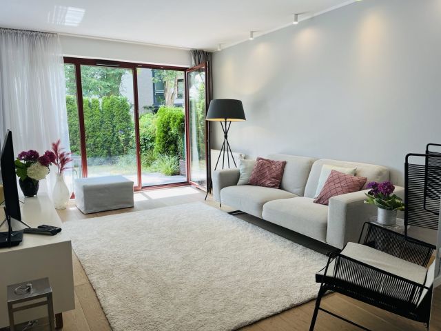 Mieszkanie 2-pokojowe Gdynia Redłowo, ul. Powstania Wielkopolskiego. Zdjęcie 1