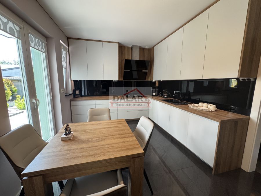 dom wolnostojący, 5 pokoi Góra Kalwaria. Zdjęcie 13