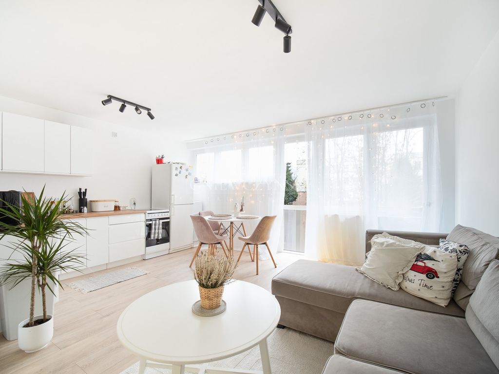 Mieszkanie 3-pokojowe Wrocław Grabiszyn, ul. Żelazna. Zdjęcie 1