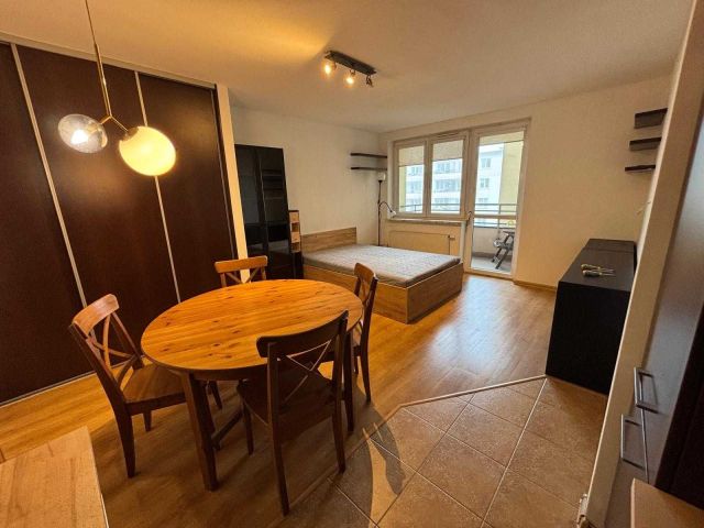 Mieszkanie 1-pokojowe Kraków Bieńczyce, ul. gen. Leopolda Okulickiego. Zdjęcie 1