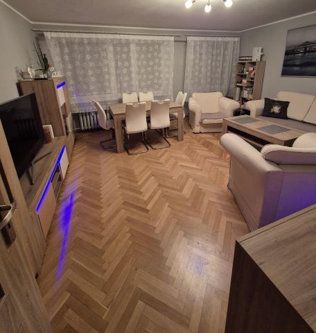 Mieszkanie 3-pokojowe Słupsk Zatorze, ul. Bogusława X. Zdjęcie 1