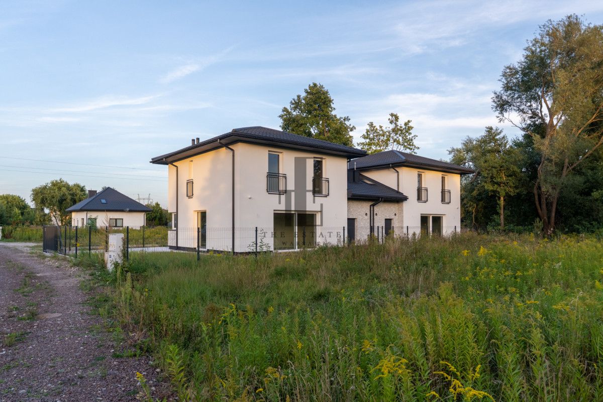 bliźniak, 5 pokoi Halinów. Zdjęcie 3