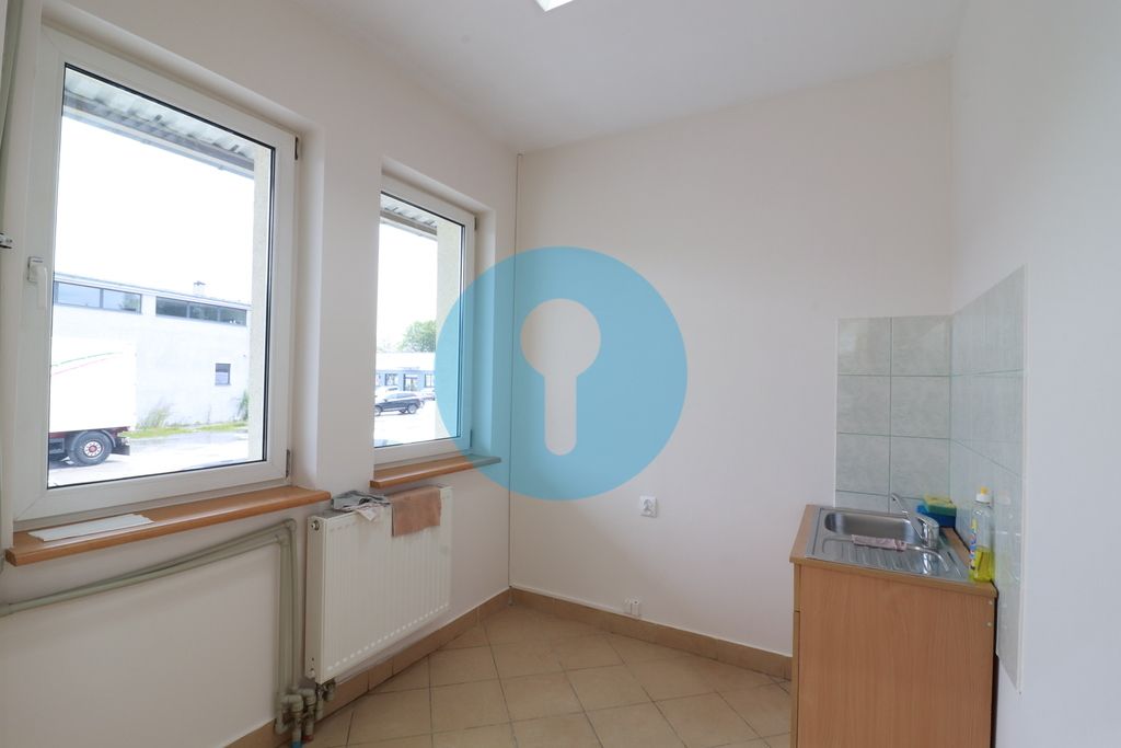 Hala/magazyn Kielce, ul. Sandomierska. Zdjęcie 20