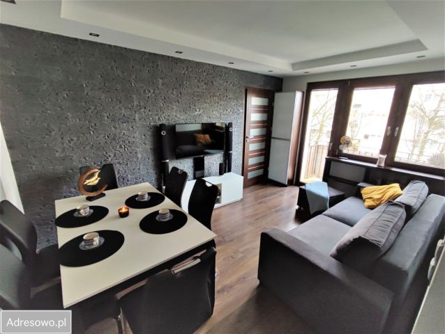 Mieszkanie 2-pokojowe Konin, ul. Władysława Broniewskiego. Zdjęcie 1