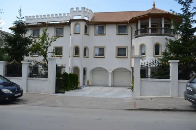 kamienica, 15 pokoi Kielce KSM, ul. Zagórska. Zdjęcie 1