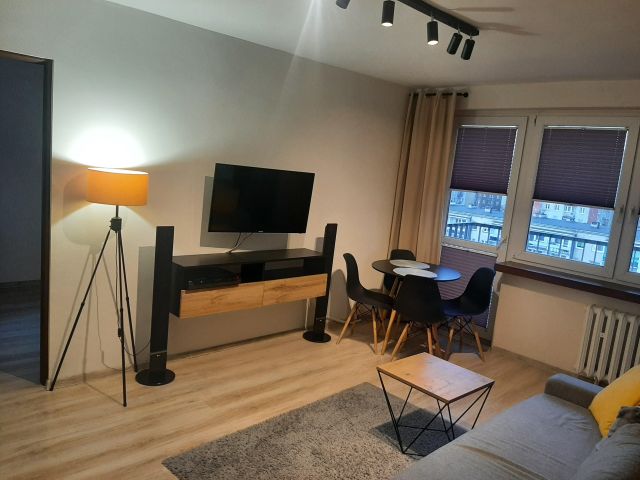 Mieszkanie 2-pokojowe Gliwice Trynek, ul. Szarych Szeregów. Zdjęcie 1