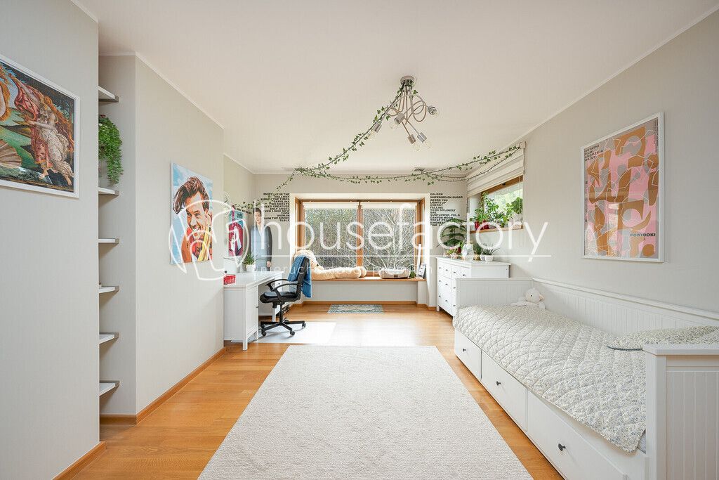 dom wolnostojący, 5 pokoi Zgierz. Zdjęcie 9