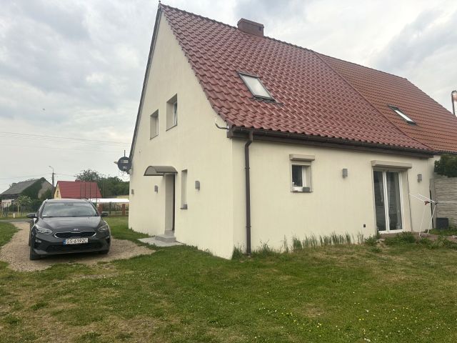bliźniak, 4 pokoje Kurowo. Zdjęcie 1