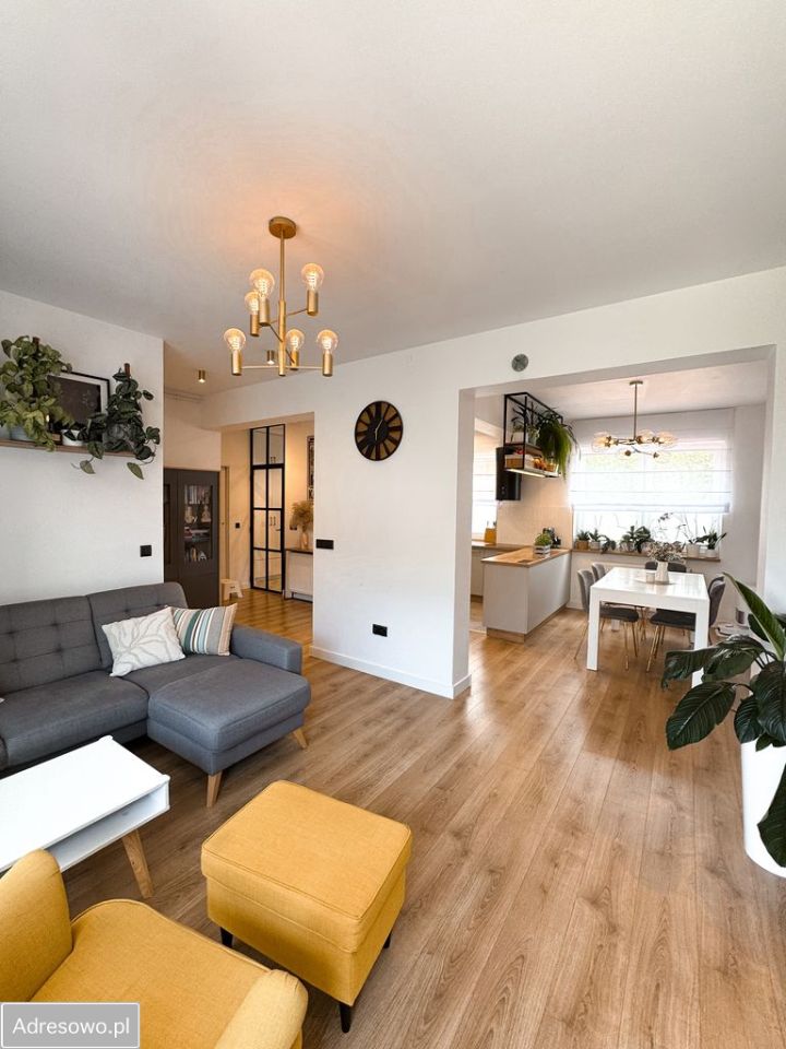 dom szeregowy, 4 pokoje Katowice Kostuchna, ul. Tunelowa. Zdjęcie 1